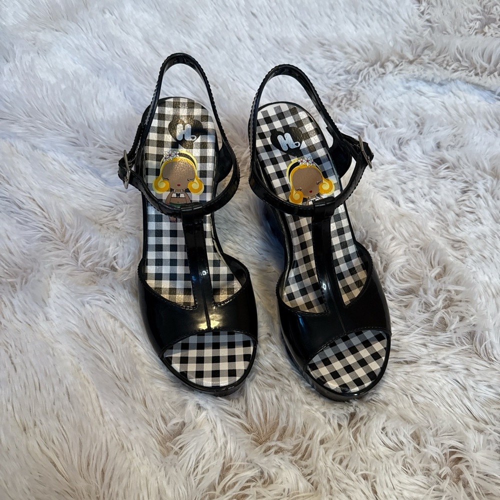 Harajuku Lovers Black and White Checkered Sandals
